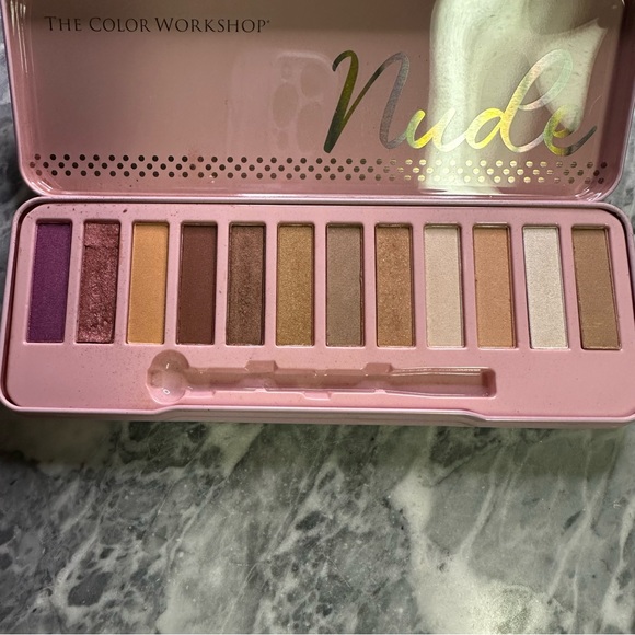 The Color Workshop Nude Eyeshadow Palette - Picture 3 of 6
